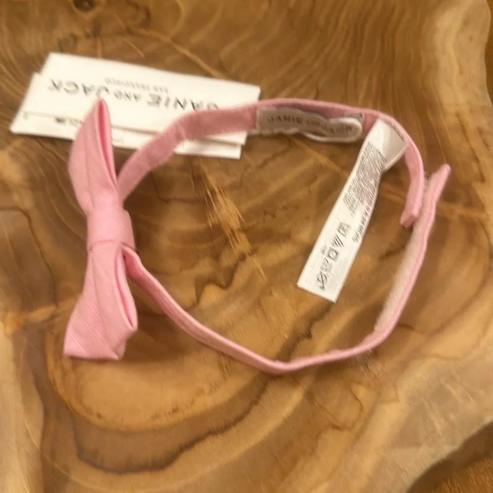 JANIE and JACK LINEN-COTTON BOWTIE